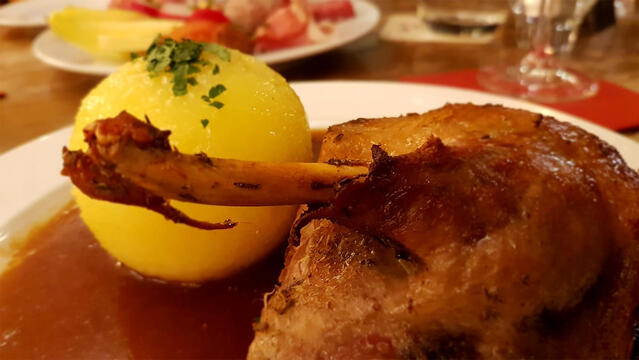 1/4 duck , local style.